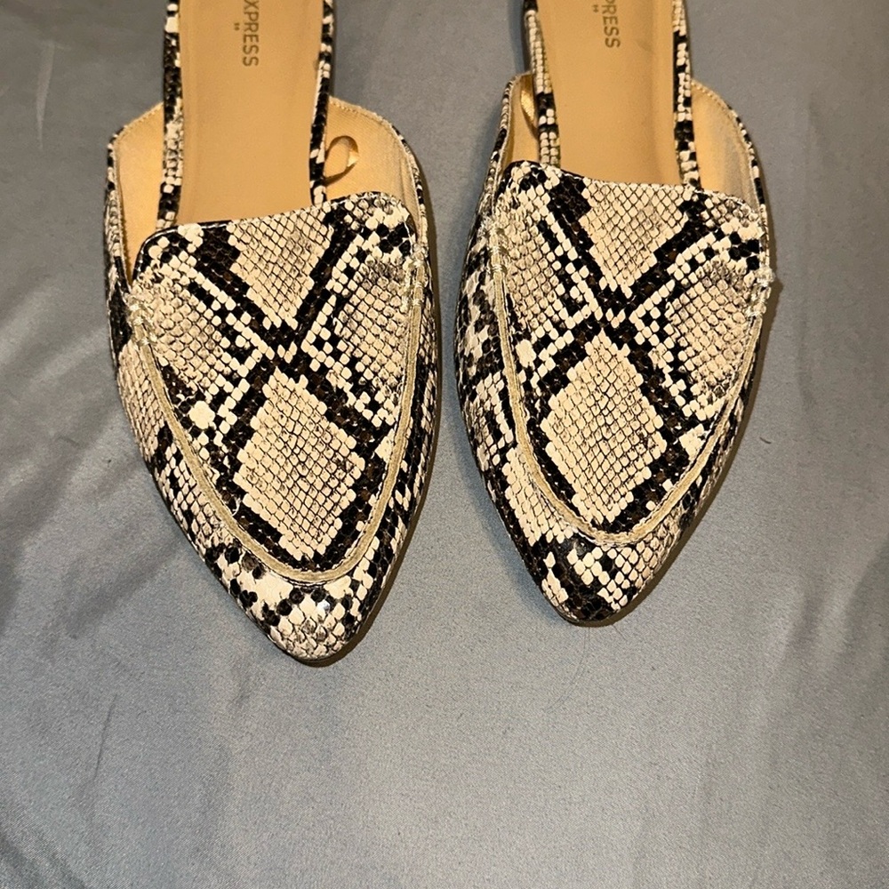 Express Black and Cream Sandals with Snakeskin Pattern